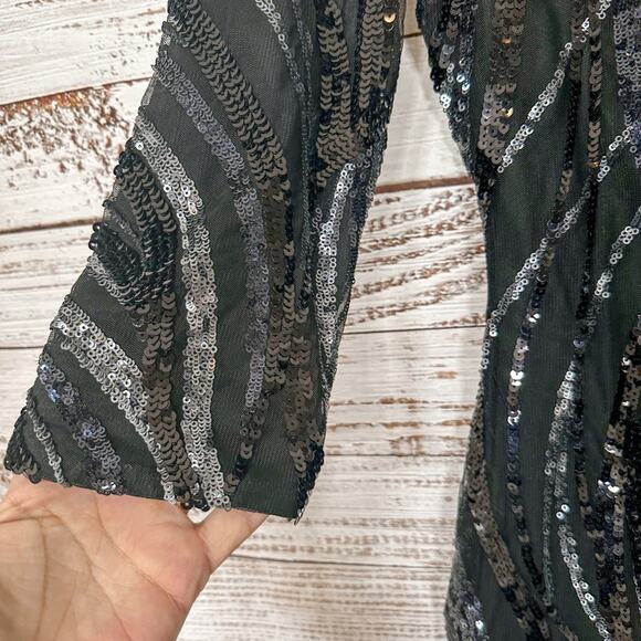 Express Silver and Black Sequin Mini Dress, EUC, Size 2, MSRP $128 - Picture 7 of 14